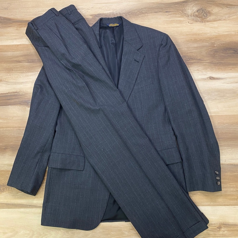 Brooks Brothers Suit 41L Pinstripe 100% Worsted Wool Two-Button Gray Vintage USA